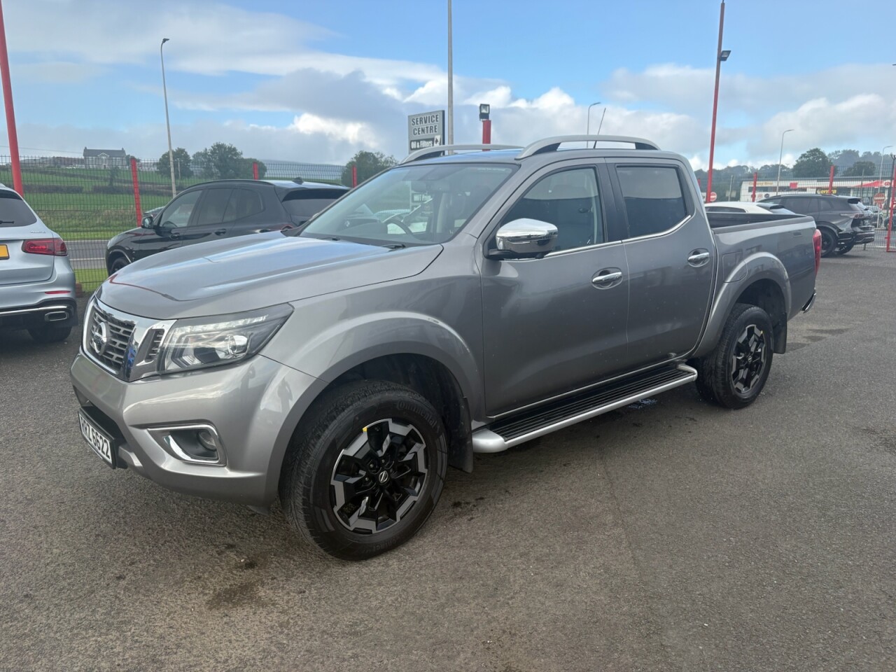 2020 NISSAN NAVARA 2.3 dCi Tekna Pickup Double Cab 4dr Diesel Auto 4WD Euro 6 (190 ps) - vehicle photo 5 for sale on PureCar