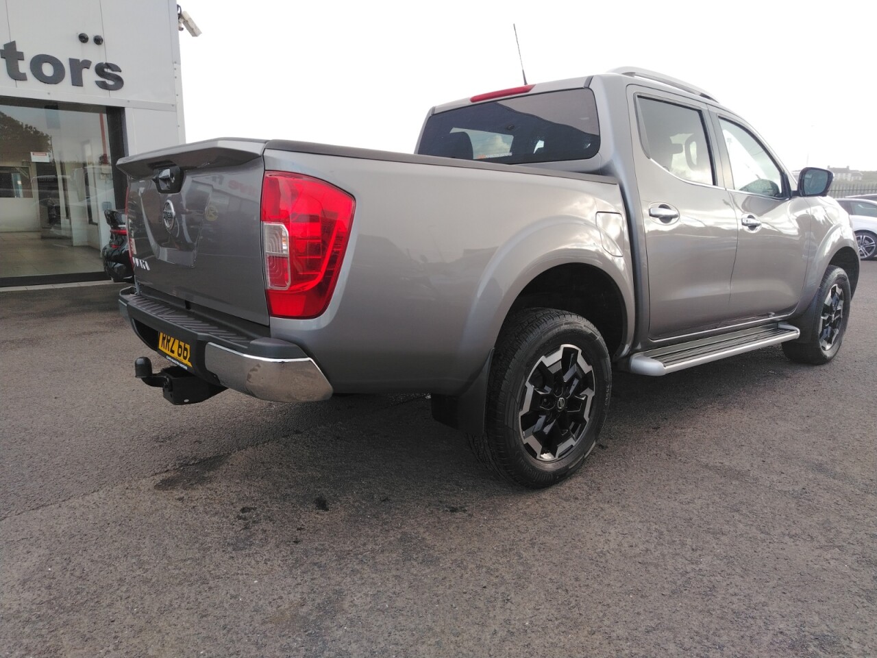 2020 NISSAN NAVARA 2.3 dCi Tekna Pickup Double Cab 4dr Diesel Auto 4WD Euro 6 (190 ps) - vehicle photo 26 for sale on PureCar