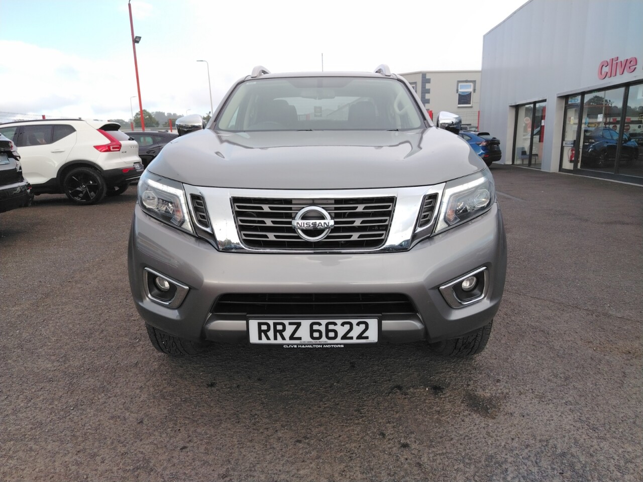 2020 NISSAN NAVARA 2.3 dCi Tekna Pickup Double Cab 4dr Diesel Auto 4WD Euro 6 (190 ps) - vehicle photo 29 for sale on PureCar