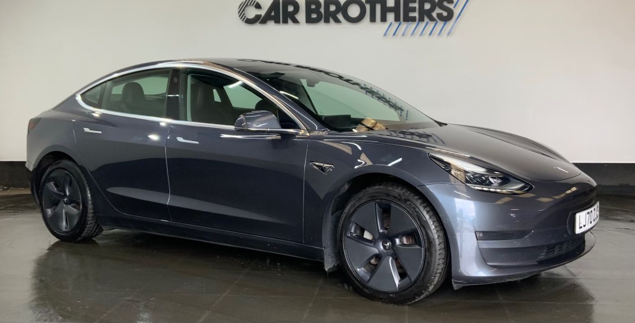 TESLA Model 3 2020