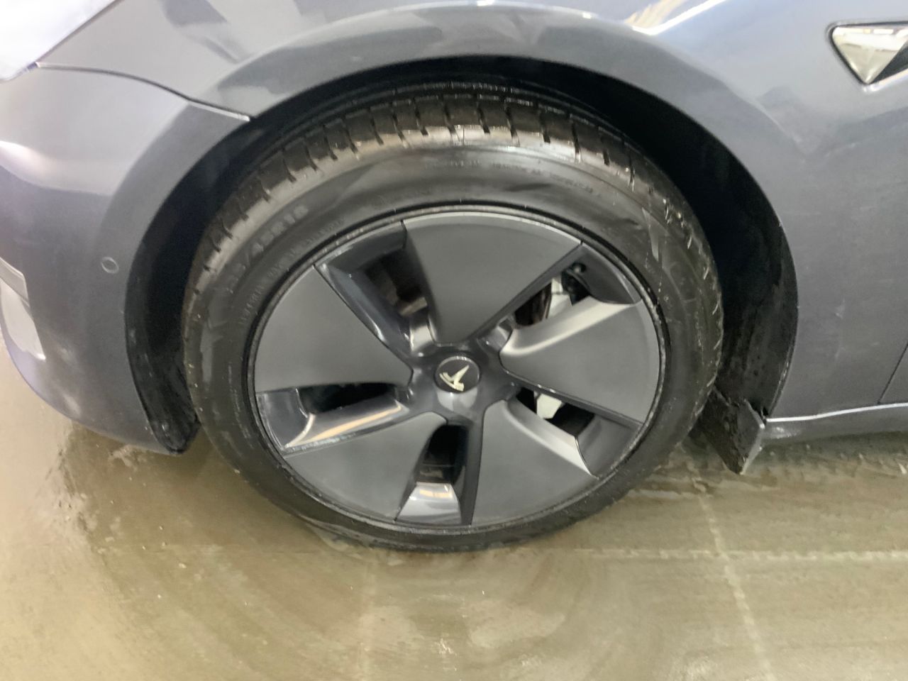 2020 TESLA Model 3 (Dual Motor) Long Range Saloon 4dr Electric Auto 4WDE (346 ps) - vehicle photo 13 for sale on PureCar