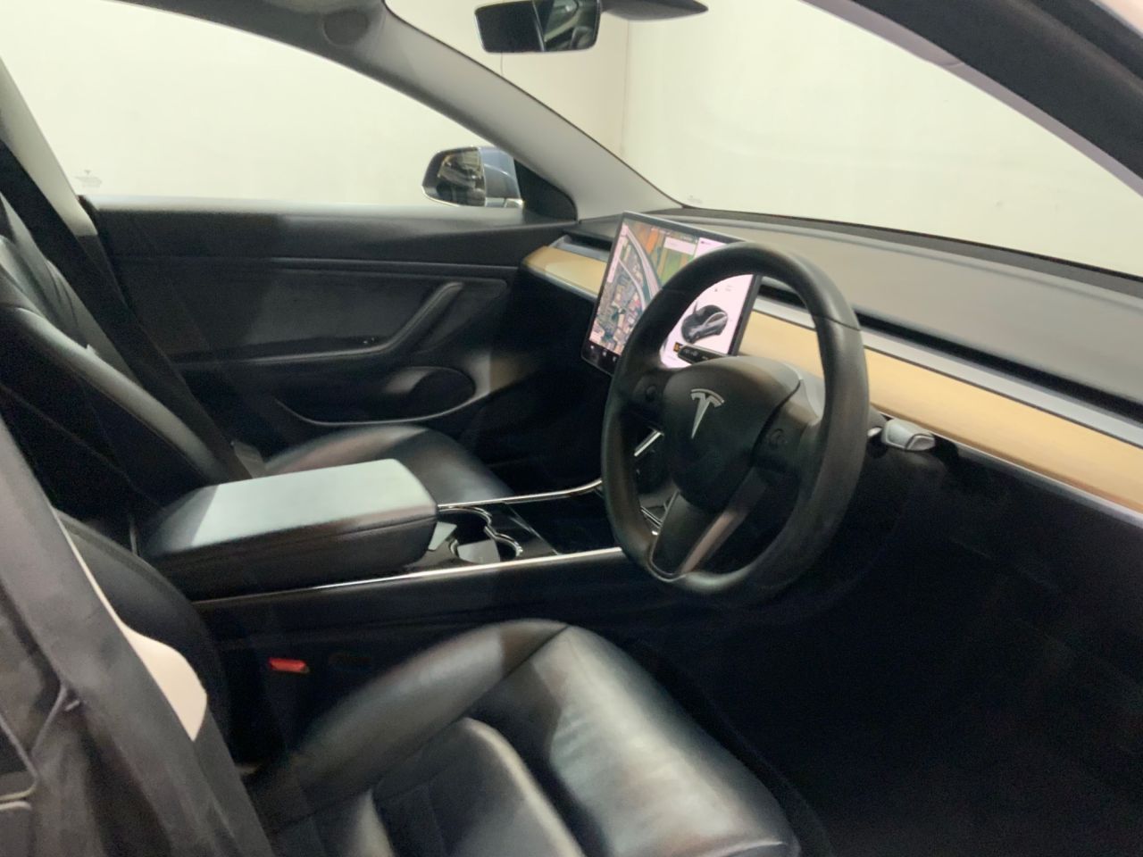 2020 TESLA Model 3 (Dual Motor) Long Range Saloon 4dr Electric Auto 4WDE (346 ps) - vehicle photo 19 for sale on PureCar