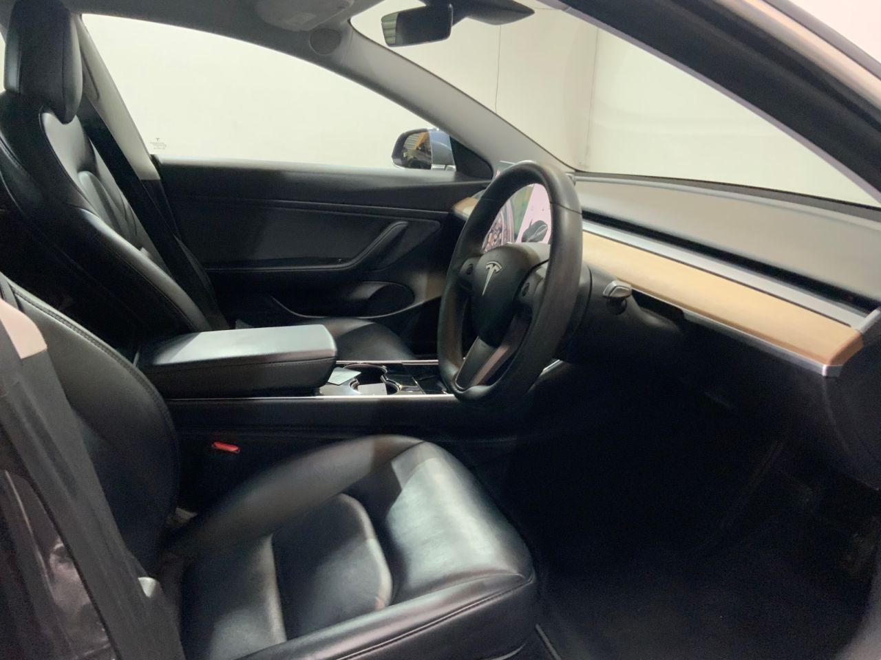 2020 TESLA Model 3 (Dual Motor) Long Range Saloon 4dr Electric Auto 4WDE (346 ps) - vehicle photo 25 for sale on PureCar