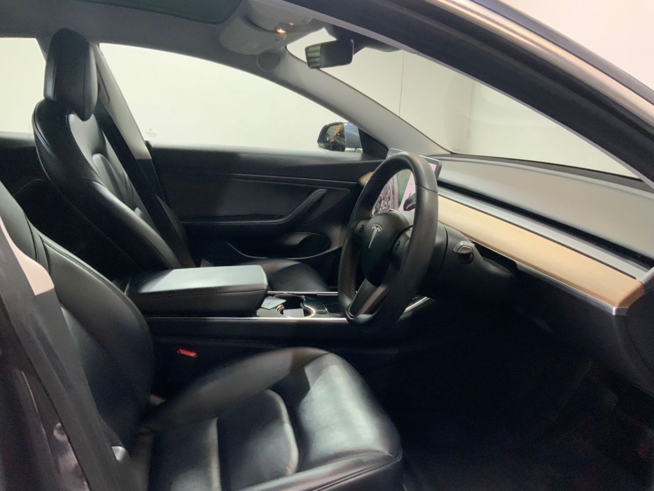 2020 TESLA Model 3 (Dual Motor) Long Range Saloon 4dr Electric Auto 4WDE (346 ps) - vehicle photo 26 for sale on PureCar