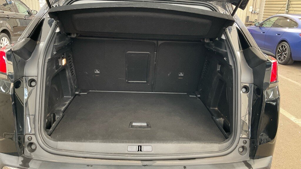 2020 Peugeot 3008 — image 4