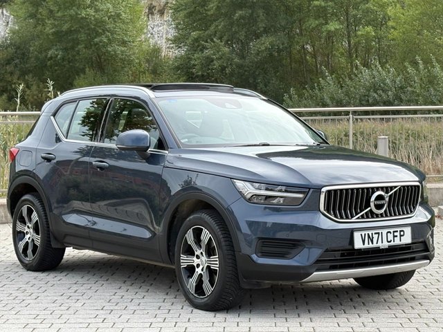 2022 Volvo XC40