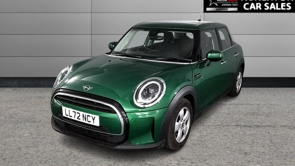 2022 MINI Hatch — image 6