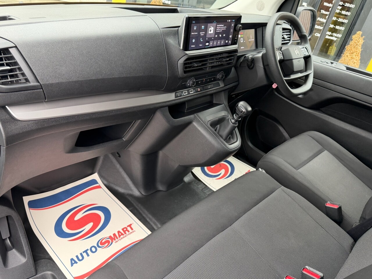 2025 CITROEN DISPATCH 1.5 BlueHDi Enterprise M Panel Van 6dr Diesel Manual MWB Euro 6 (s/s) (120 - vehicle photo 9 for sale on PureCar