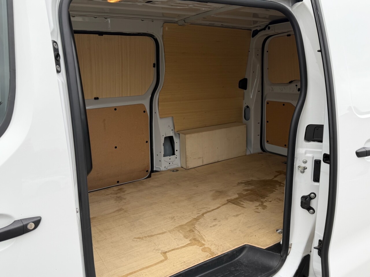 2025 CITROEN DISPATCH 1.5 BlueHDi Enterprise M Panel Van 6dr Diesel Manual MWB Euro 6 (s/s) (120 - vehicle photo 15 for sale on PureCar
