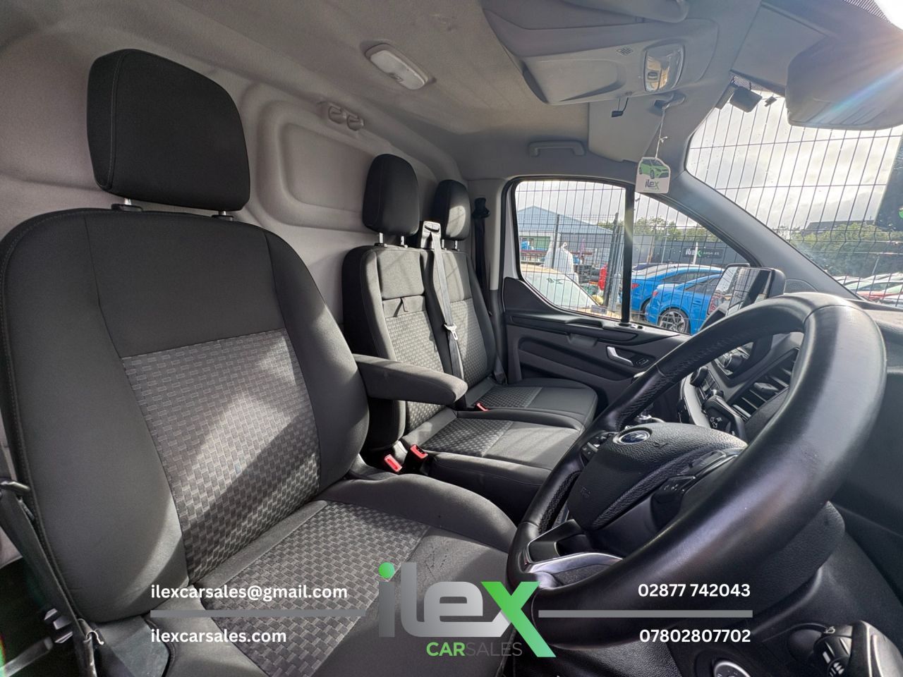 2022 FORD TRANSIT CUSTOM 2.0 300 EcoBlue Trend Panel Van 5dr Diesel Manual L2 H1 Euro 6 (130 ps) 130 - vehicle photo 9 for sale on PureCar