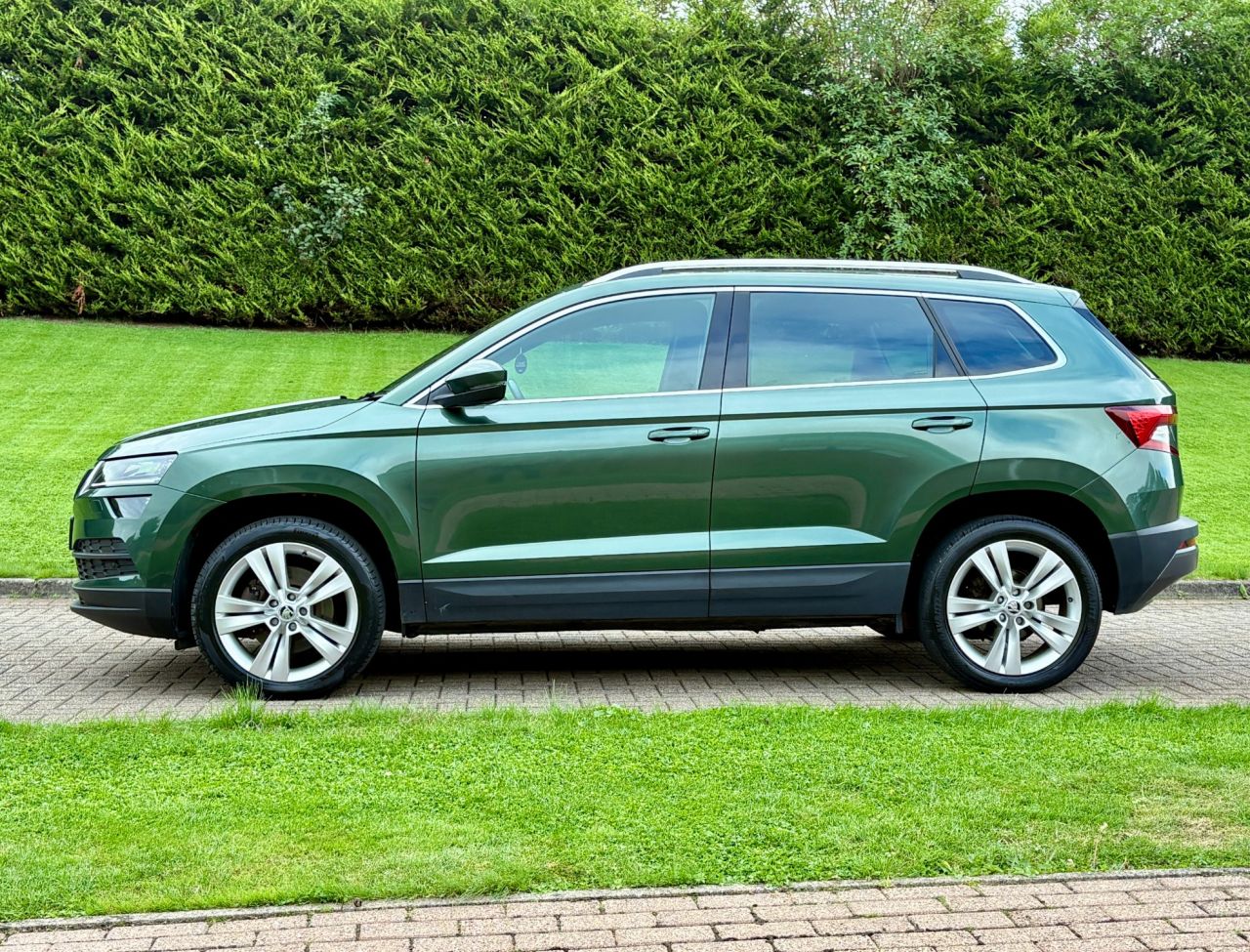 2018 SKODA KAROQ 1.6 TDI SE L SUV 5dr Diesel DSG Euro 6 (s/s) (115 ps) - vehicle photo 8 for sale on PureCar