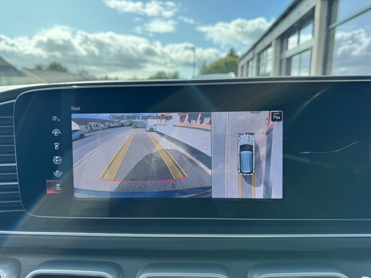 2021 MERCEDES GLE 2.9 GLE400d AMG Line (Premium Plus) SUV 5dr Diesel G-Tronic 4MATIC Euro 6 ( - vehicle photo 18 for sale on PureCar