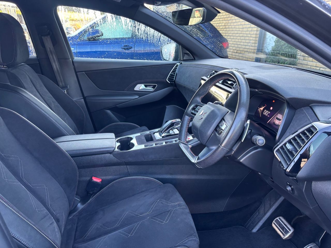 2023 DS AUTOMOBILES DS 7 1.5 BlueHDi Performance Line SUV 5dr Diesel EAT8 Euro 6 (s/s) (130 ps) - vehicle photo 9 for sale on PureCar