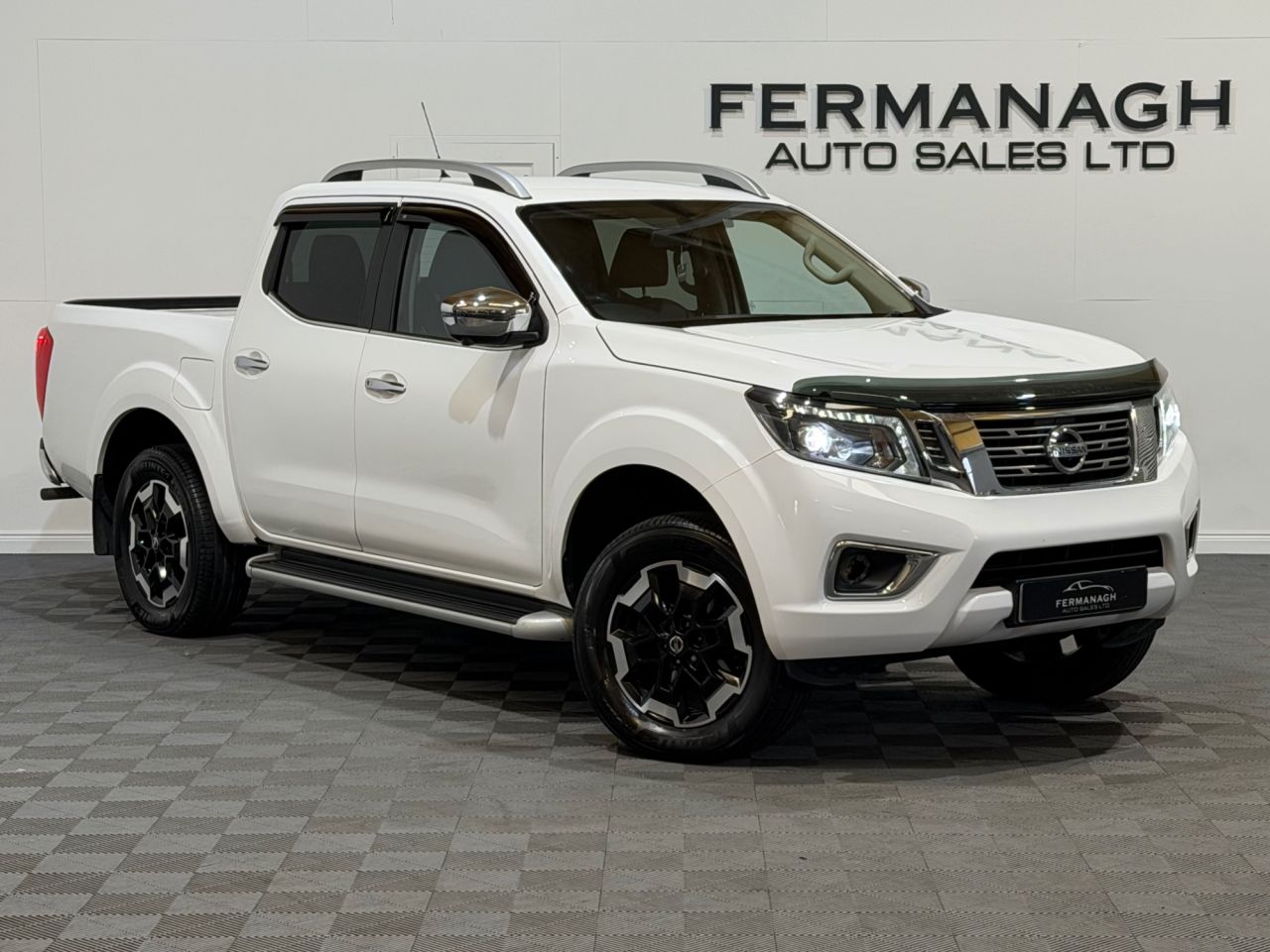 NISSAN NAVARA 2020