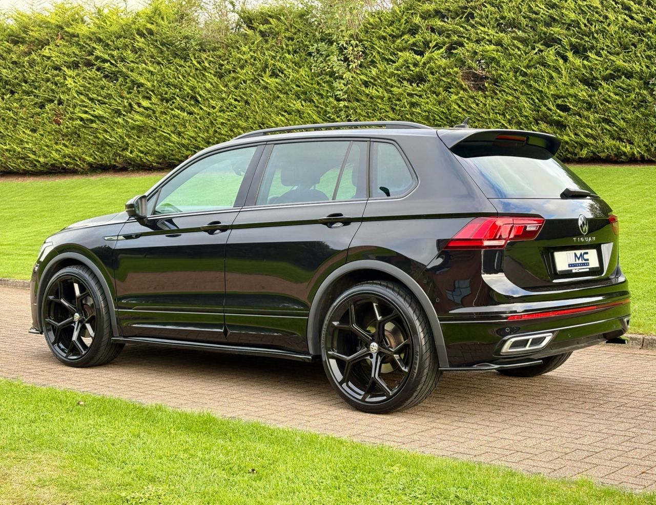2023 VOLKSWAGEN TIGUAN 1.5 TSI R-Line Edition SUV 5dr Petrol DSG Euro 6 (s/s) (150 ps) - vehicle photo 6 for sale on PureCar