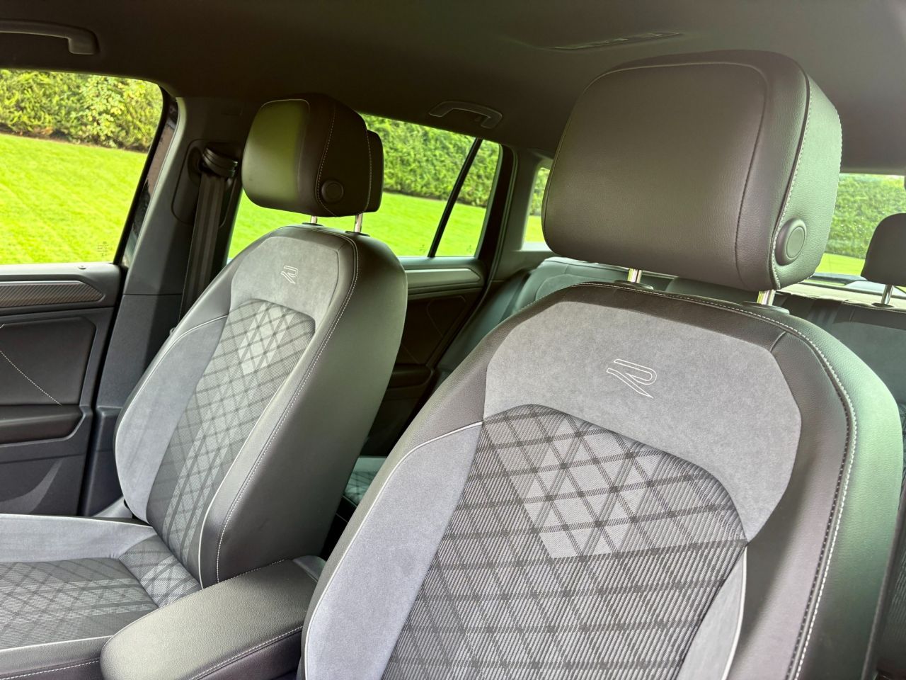 2023 VOLKSWAGEN TIGUAN 1.5 TSI R-Line Edition SUV 5dr Petrol DSG Euro 6 (s/s) (150 ps) - vehicle photo 10 for sale on PureCar