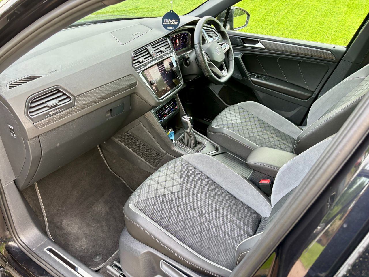 2023 VOLKSWAGEN TIGUAN 1.5 TSI R-Line Edition SUV 5dr Petrol DSG Euro 6 (s/s) (150 ps) - vehicle photo 11 for sale on PureCar