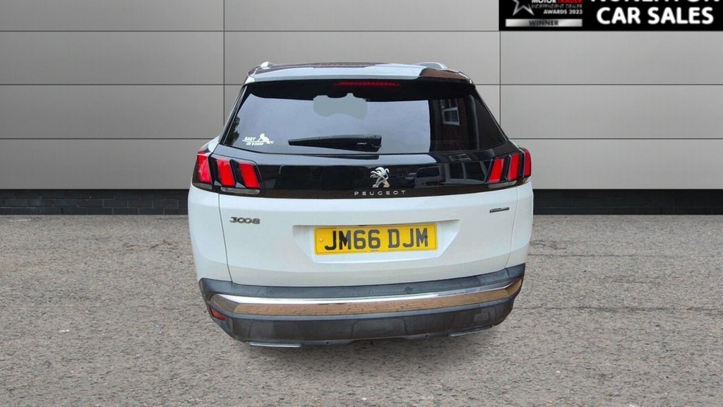 2019 Peugeot 3008 — image 3
