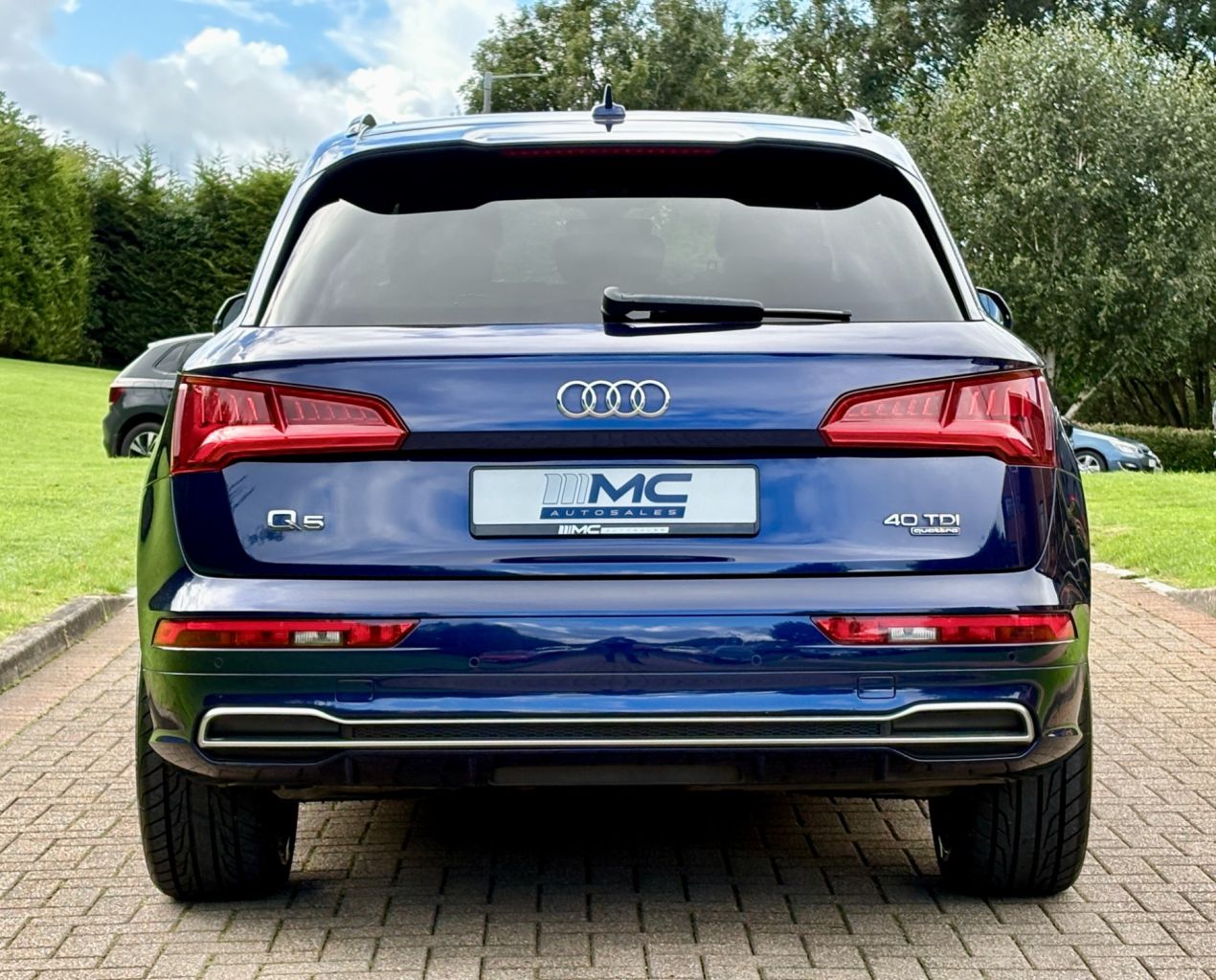 2019 AUDI Q5 S Line - vehicle photo 9 for sale on PureCar