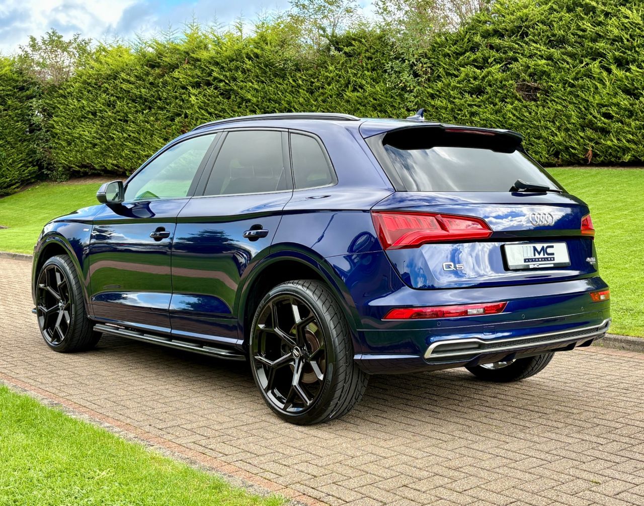 2019 AUDI Q5 S Line - vehicle photo 5 for sale on PureCar