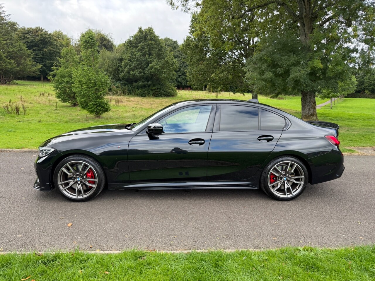 2021 BMW 3 SERIES 3.0 M340i MHT Saloon 4dr Petrol Hybrid Auto xDrive Euro 6 (s/s) (374 ps) - vehicle photo 12 for sale on PureCar
