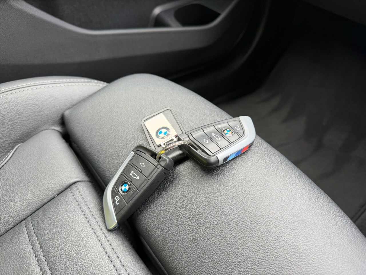 2021 BMW 3 SERIES 3.0 M340i MHT Saloon 4dr Petrol Hybrid Auto xDrive Euro 6 (s/s) (374 ps) - vehicle photo 29 for sale on PureCar