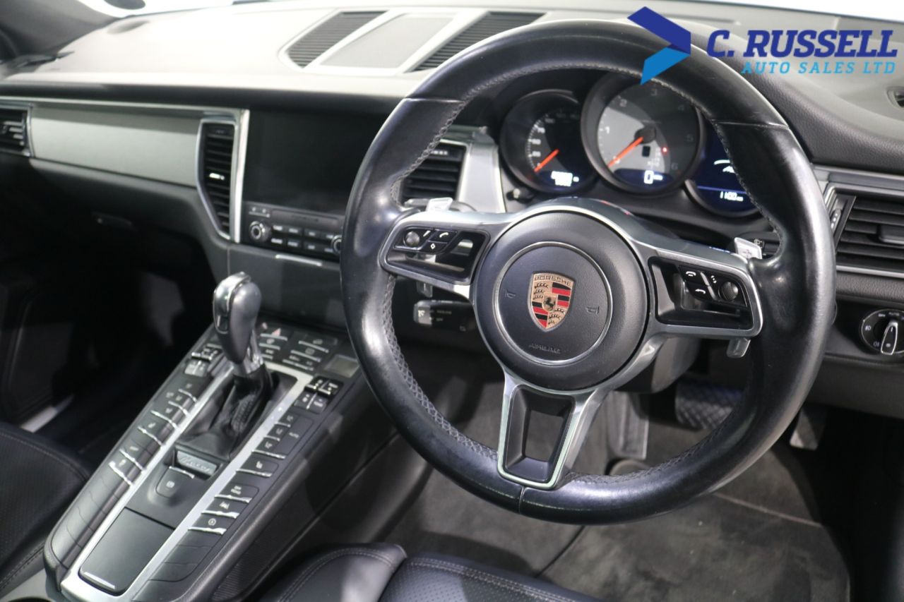 2016 PORSCHE MACAN 3.0 TD V6 S SUV 5dr Diesel PDK 4WD Euro 6 (s/s) (258 ps) - vehicle photo 29 for sale on PureCar