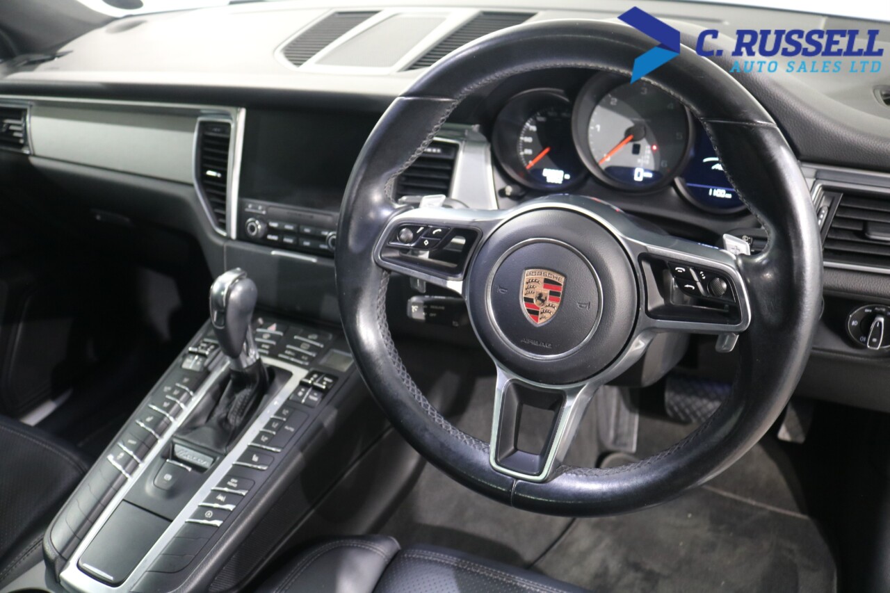 2016 PORSCHE MACAN 3.0 TD V6 S SUV 5dr Diesel PDK 4WD Euro 6 (s/s) (258 ps) - vehicle photo 30 for sale on PureCar