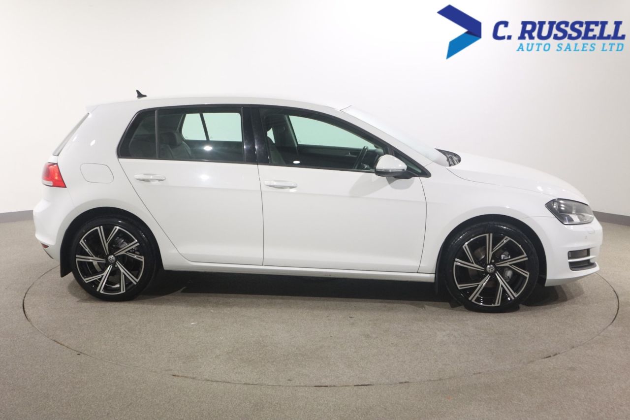 2016 VOLKSWAGEN GOLF 1.6 TDI BlueMotion Tech Match Edition Hatchback 5dr Diesel Manual Euro 6 (s - vehicle photo 7 for sale on PureCar