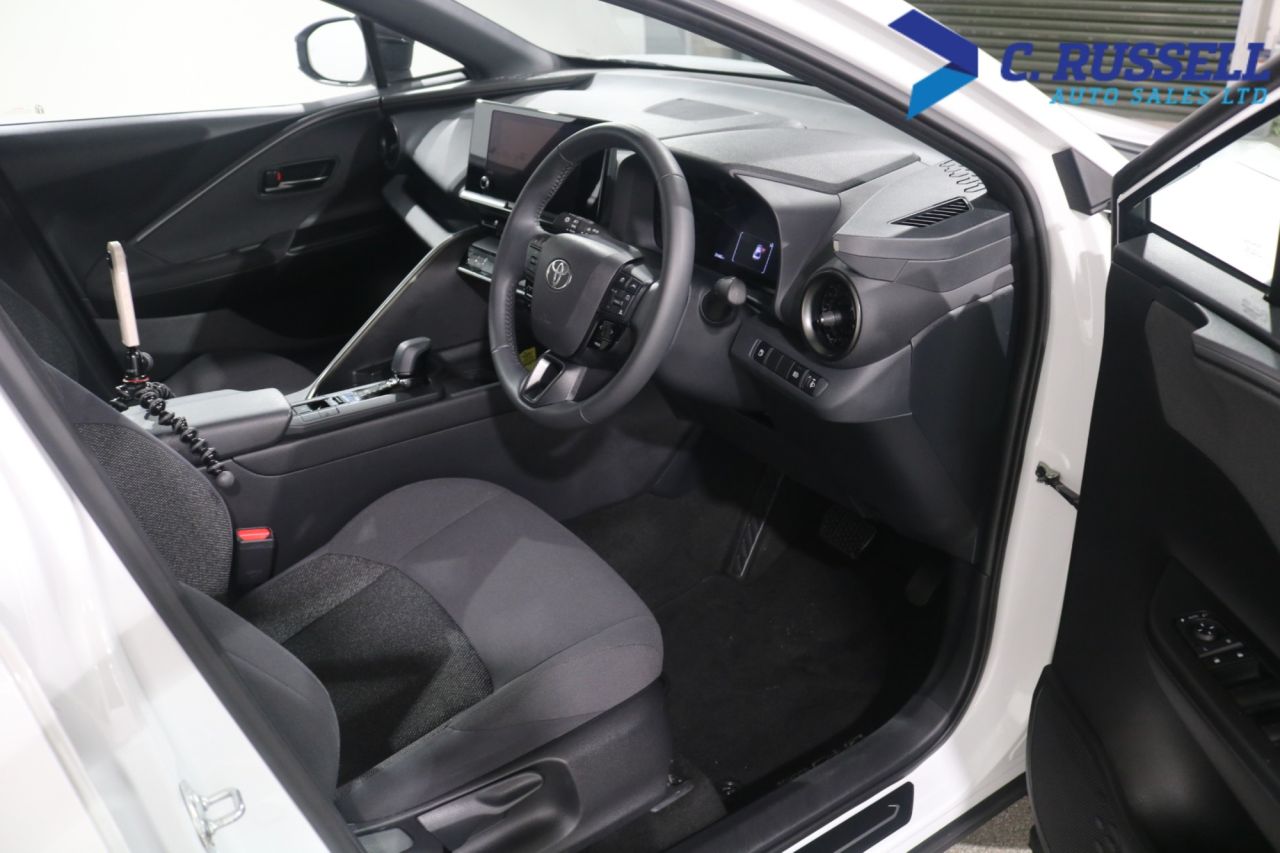 2024 TOYOTA C-HR 1.8 VVT-h Icon SUV 5dr Petrol Hybrid CVT Euro 6 (s/s) (140 ps) - vehicle photo 19 for sale on PureCar
