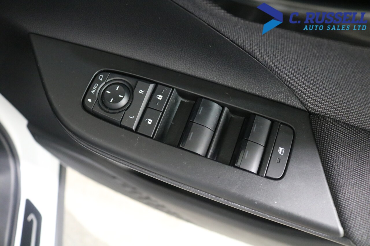 2024 TOYOTA C-HR 1.8 VVT-h Icon SUV 5dr Petrol Hybrid CVT Euro 6 (s/s) (140 ps) - vehicle photo 30 for sale on PureCar