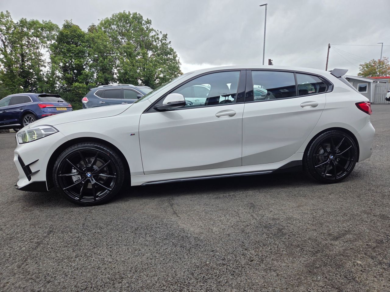 2019 BMW 1 SERIES 1.5 116d M Sport Hatchback 5dr Diesel DCT Euro 6 (s/s) (116 ps) - vehicle photo 5 for sale on PureCar
