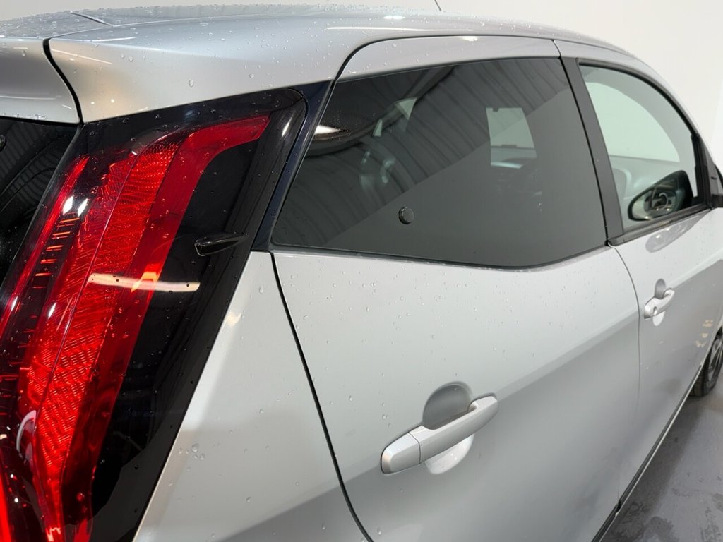 2021 Toyota Aygo — image 6