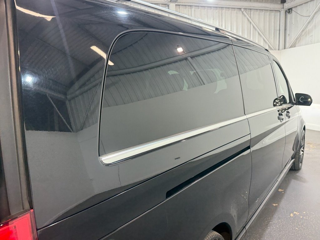 2019 Mercedes-Benz V Class — image 6