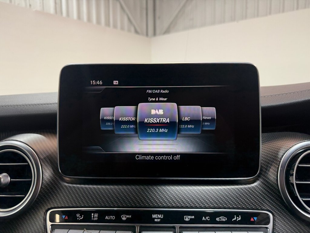 2019 Mercedes-Benz V Class — image 7