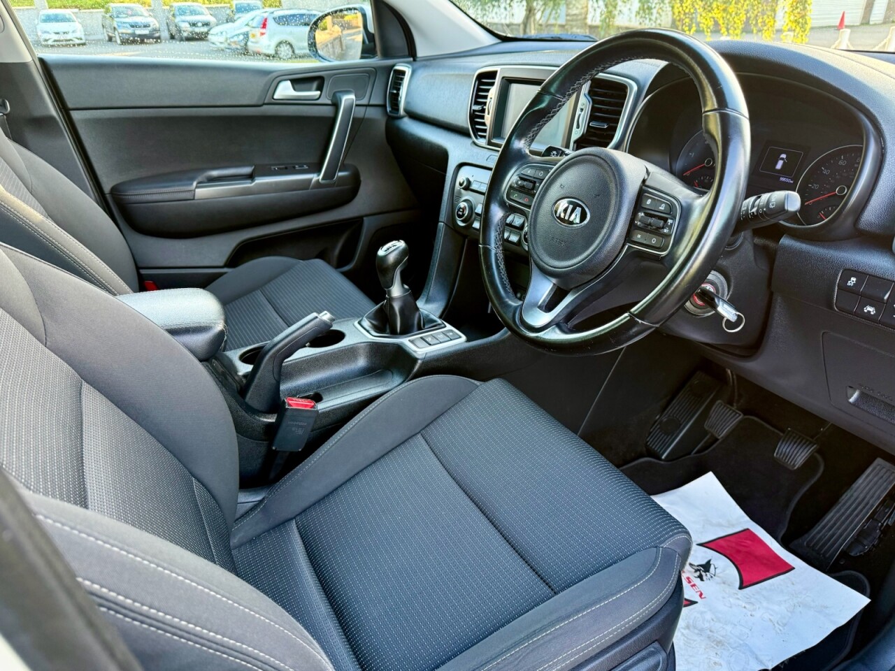 2017 KIA SPORTAGE 1.7 CRDi 2 SUV 5dr Diesel Manual - vehicle photo 8 for sale on PureCar