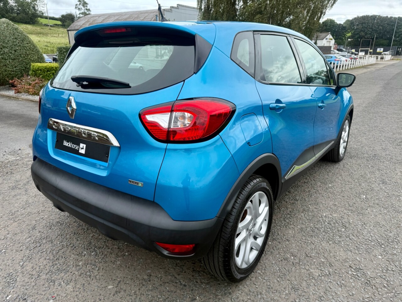 2017 RENAULT CAPTUR 1.5 dCi Dynamique Nav Diesel (AUTOMATIC ONLY 30000 MILES) - vehicle photo 5 for sale on PureCar