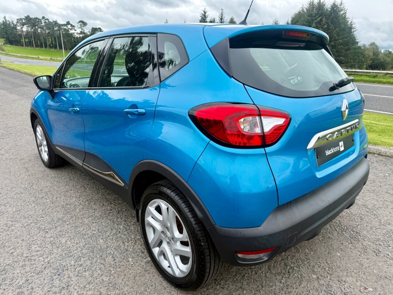 2017 RENAULT CAPTUR 1.5 dCi Dynamique Nav Diesel (AUTOMATIC ONLY 30000 MILES) - vehicle photo 6 for sale on PureCar