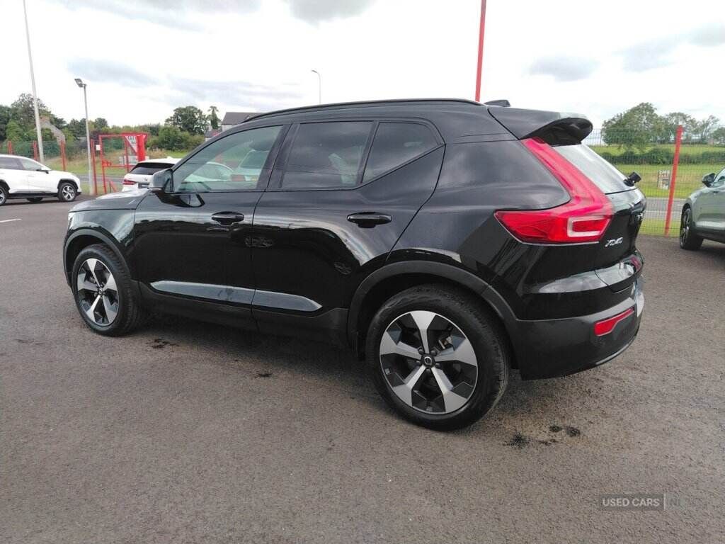 2026 VOLVO XC40 2.0 B4 MHEV Plus Dark SUV 5dr Petrol Hybrid DCT Auto Euro 6 (s/s) (197 ps) - vehicle photo 9 for sale on PureCar