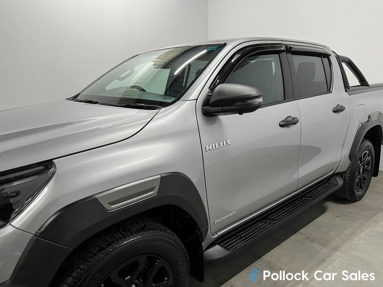2025 TOYOTA HILUX 2.8 D-4D-h Invincible X Pickup 4dr Diesel Hybrid Auto 4WD Euro 6 (204 ps) C - vehicle photo 12 for sale on PureCar