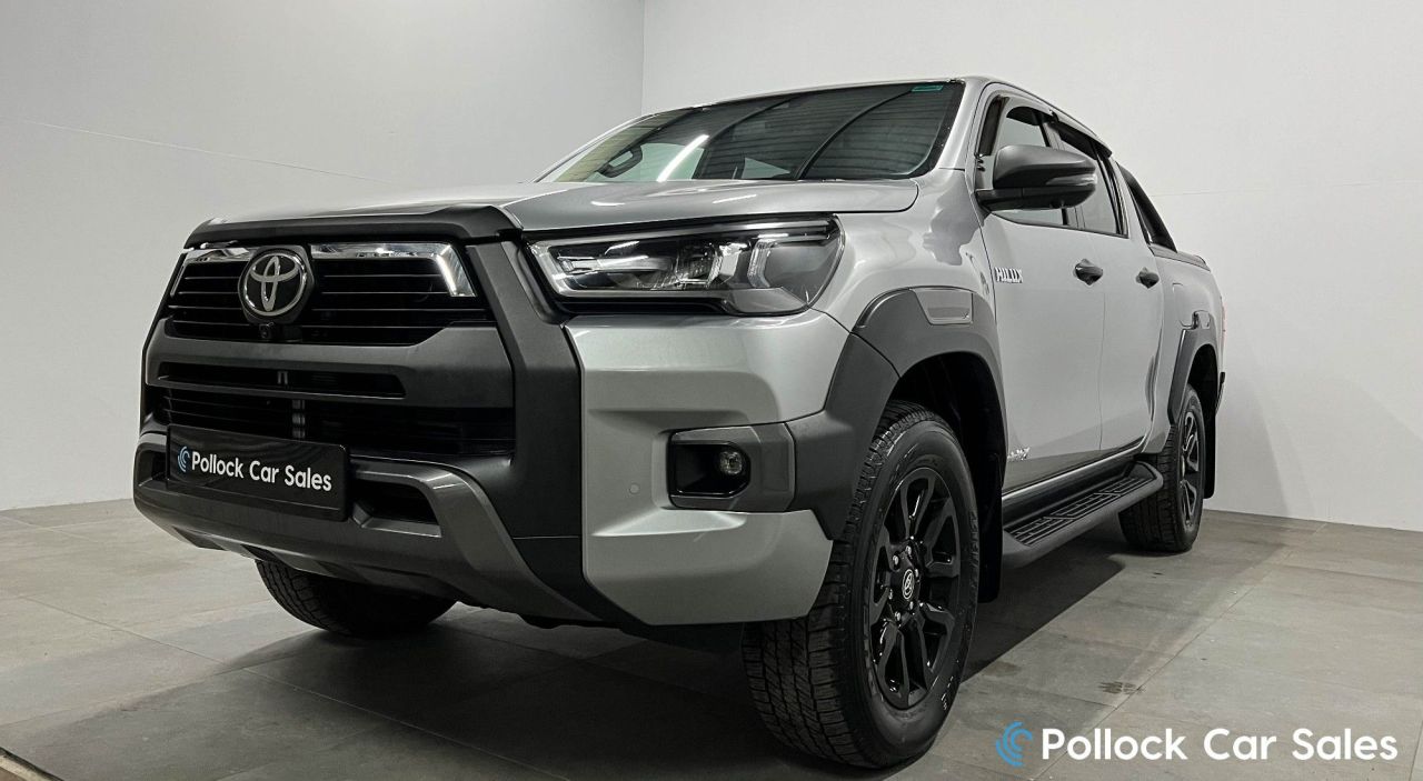2025 TOYOTA HILUX 2.8 D-4D-h Invincible X Pickup 4dr Diesel Hybrid Auto 4WD Euro 6 (204 ps) C - vehicle photo 14 for sale on PureCar