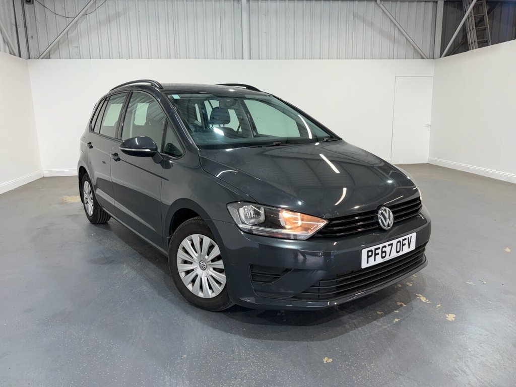 Volkswagen Golf Sv