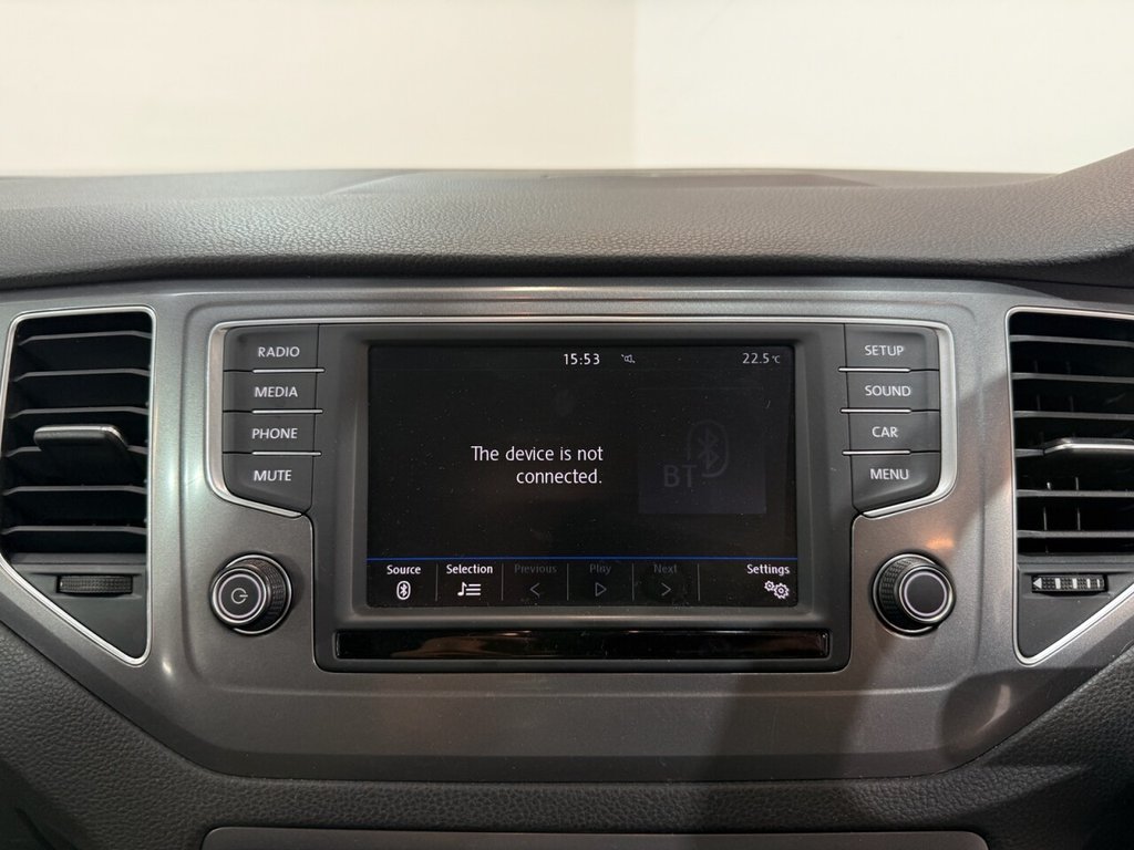 2017 Volkswagen Golf SV — image 7