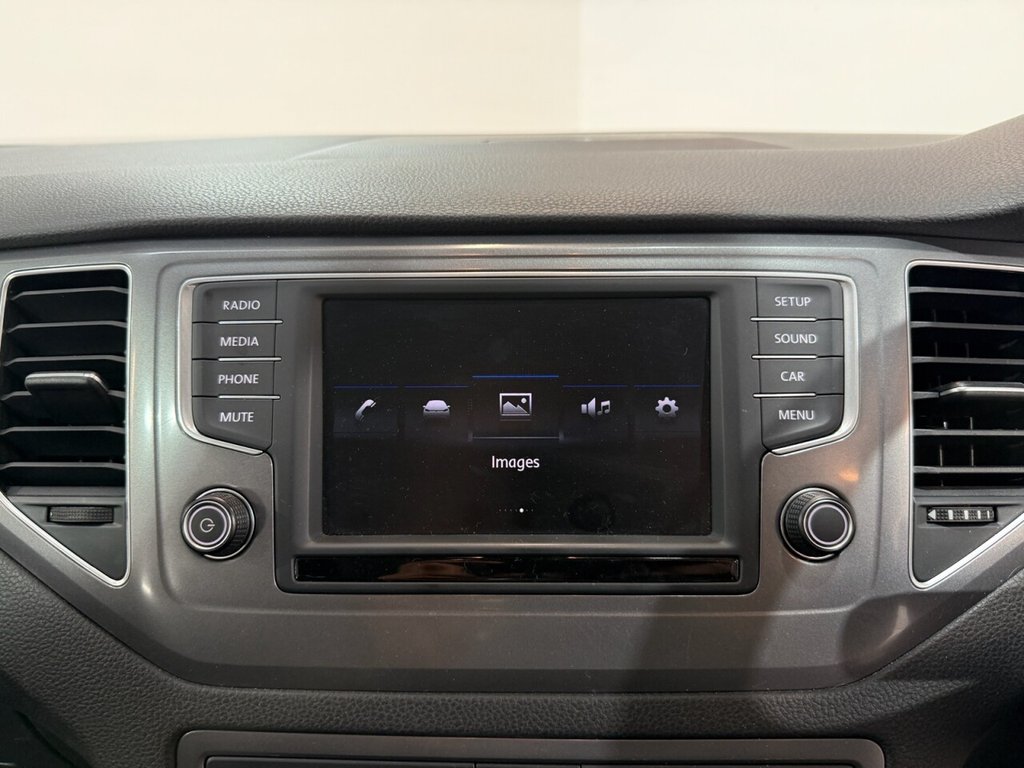 2017 Volkswagen Golf SV — image 9