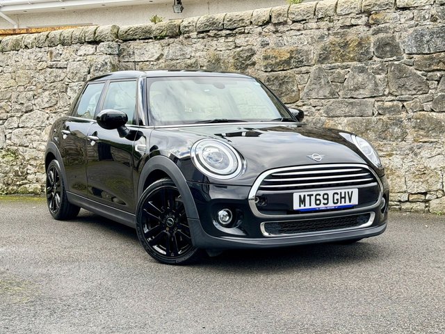 2019 MINI Hatch