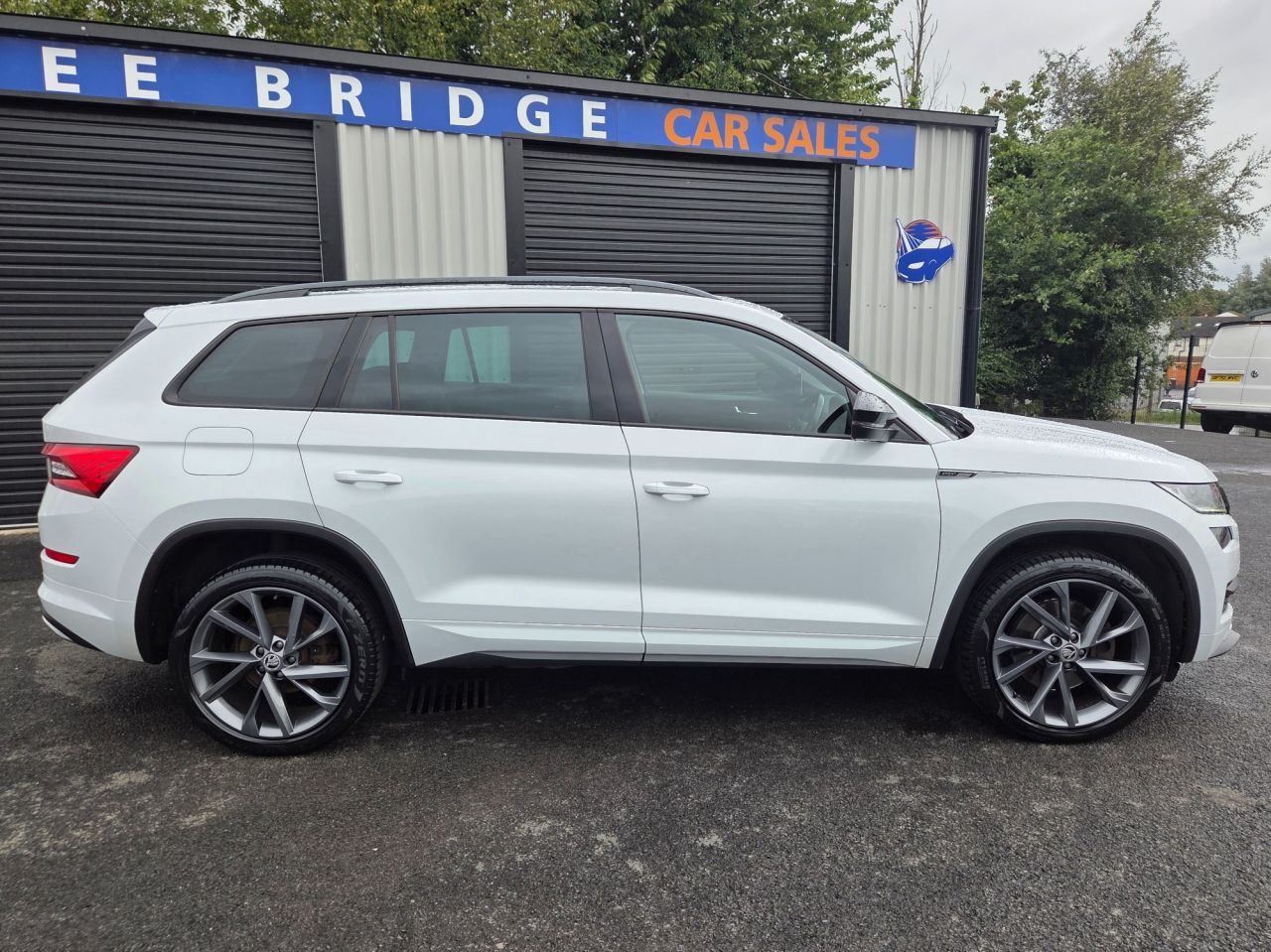 2020 SKODA KODIAQ 2.0 TDI SportLine SUV 5dr Diesel DSG 4WD Euro 6 (s/s) (7 Seat) (190 ps) - vehicle photo 9 for sale on PureCar