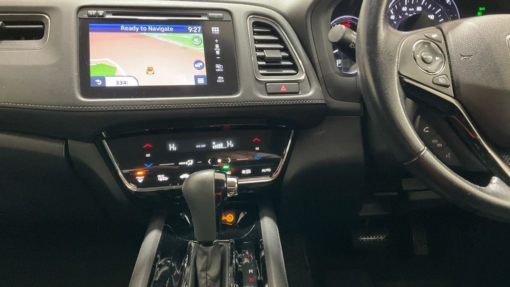 2019 Honda HR-V — image 2