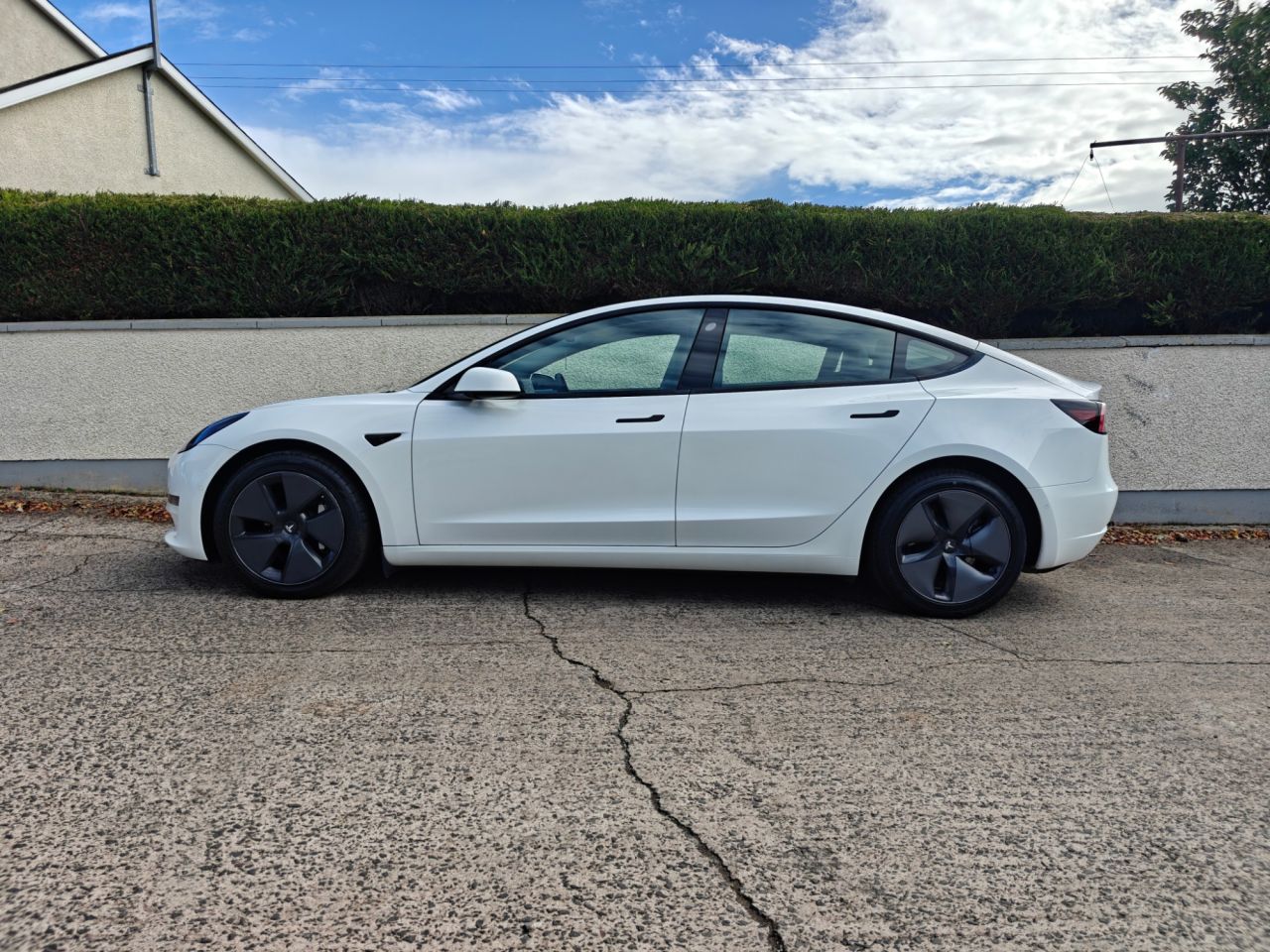 2021 TESLA Model 3 (Dual Motor) Long Range Saloon 4dr Electric Auto 4WDE (346 ps) - vehicle photo 4 for sale on PureCar