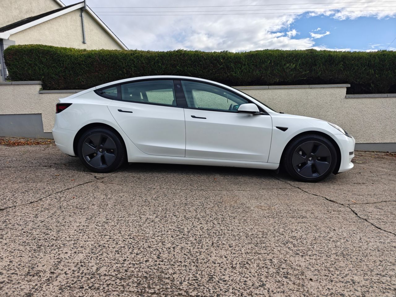 2021 TESLA Model 3 (Dual Motor) Long Range Saloon 4dr Electric Auto 4WDE (346 ps) - vehicle photo 8 for sale on PureCar