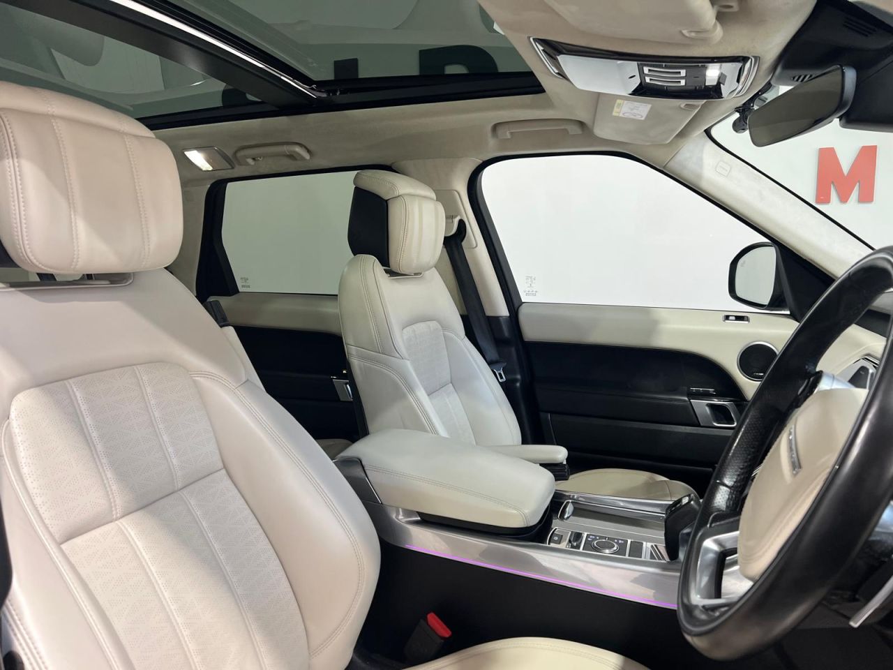 2019 LAND ROVER RANGE ROVER SPORT 4.4 SD V8 Autobiography Dynamic SUV 5dr Diesel Auto 4WD Euro 6 (s/s) (339 p - vehicle photo 13 for sale on PureCar